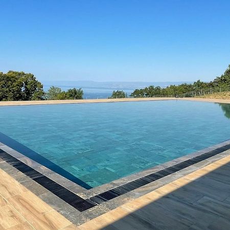 Les Terrasses De Lavaux 1 - Appartement De Luxe Avec Vue Panoramique Et Piscine Puidoux 외부 사진